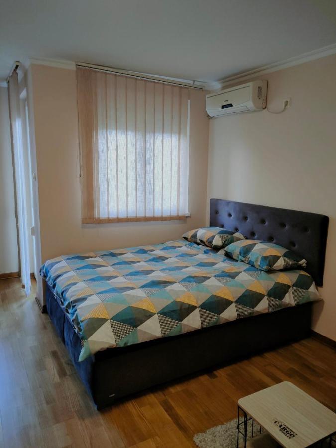 Apartman Jovanovic วรินรัชกา บานยา ภายนอก รูปภาพ