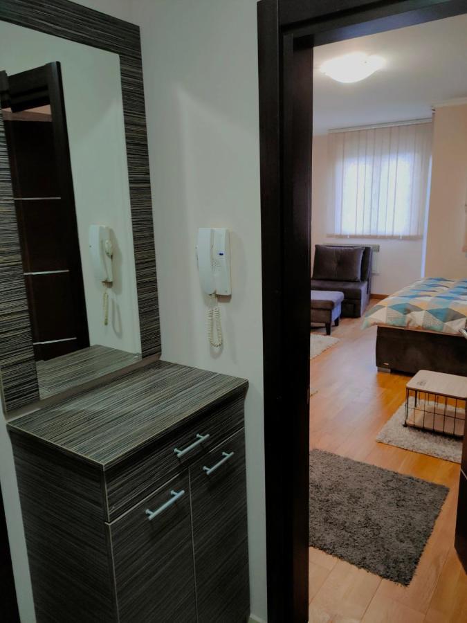 Apartman Jovanovic วรินรัชกา บานยา ภายนอก รูปภาพ