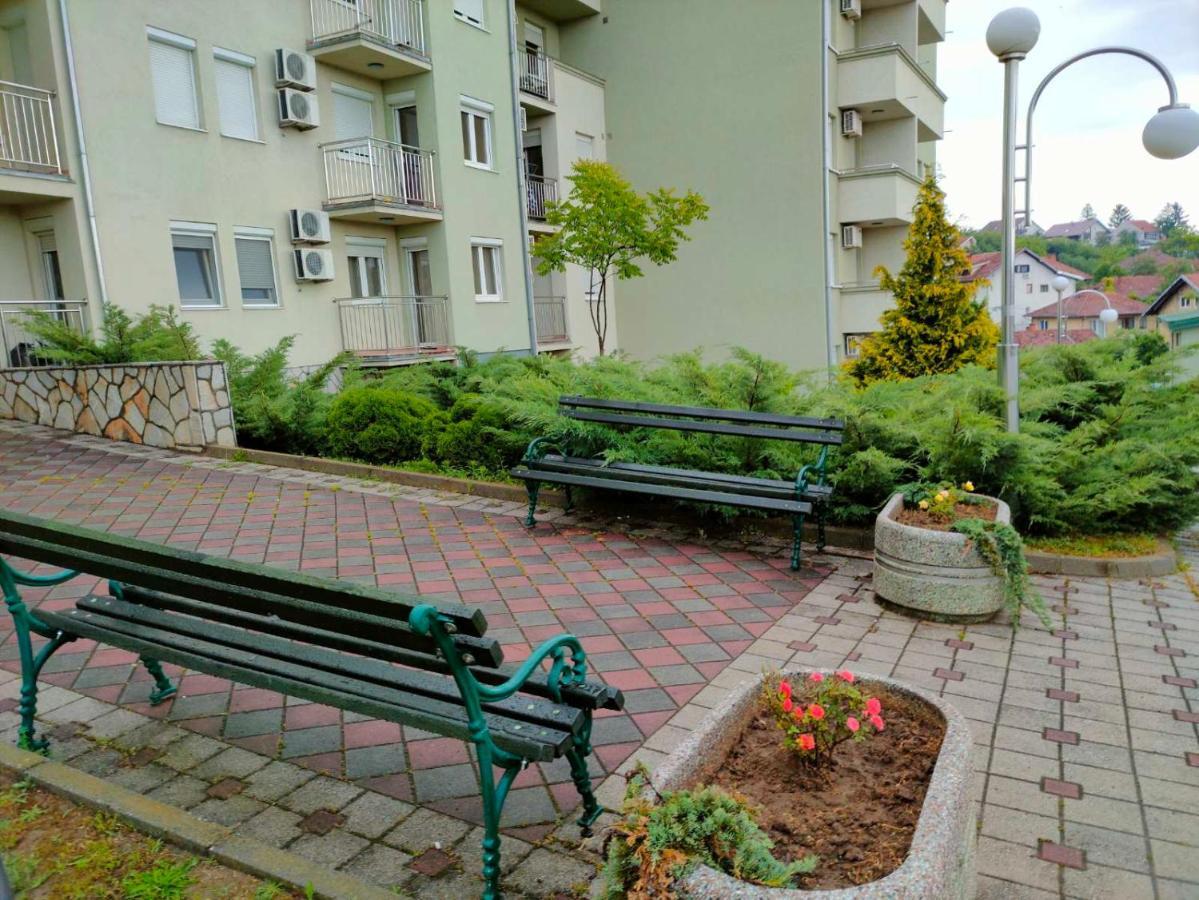 Apartman Jovanovic วรินรัชกา บานยา ภายนอก รูปภาพ